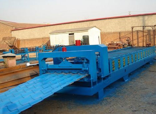 1100型偏弧琉璃瓦压型设备