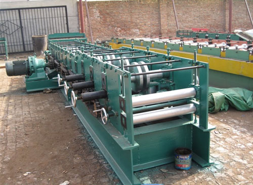 C型钢檁条成型设备