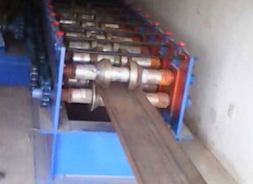 <strong>止水槽成型机械设</strong>